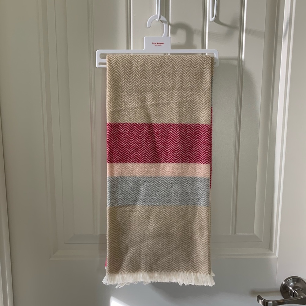 Isaac Mizrahi blanket scarf